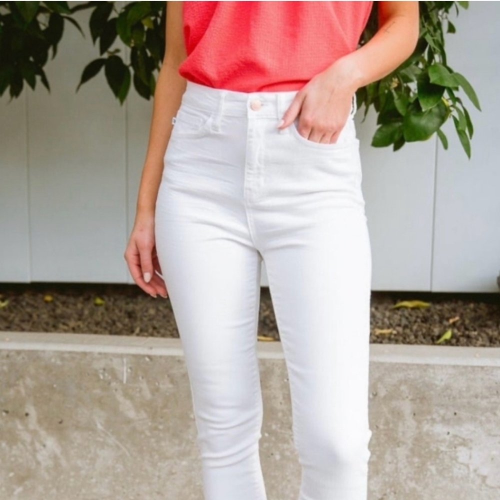 Judy Blue High rise white skinny jeans NWT size 5/27